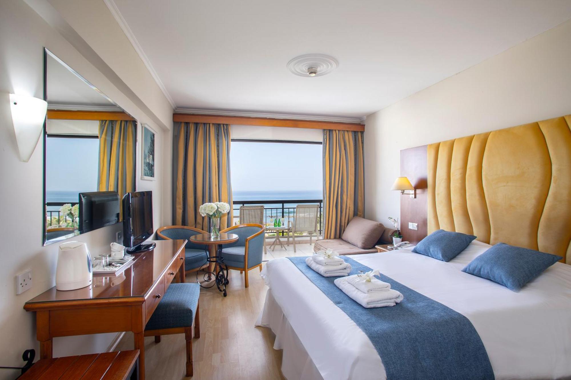 Camera Familiare con Vista Mare